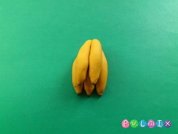 Как сделать бананы из пластилина поэтапно - шаг 6
