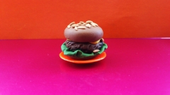 Фотография гамбургер из пластилина