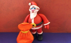 Как сделать Санта-Клауса из пластилина своими руками поэтапно