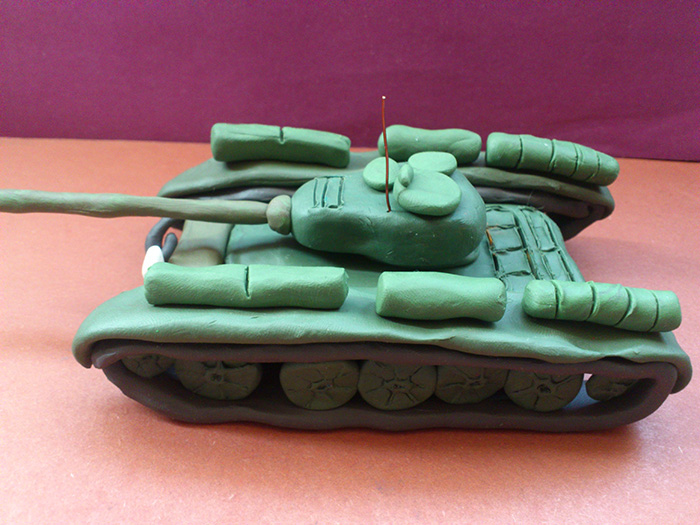 Как слепить танк Т-44 из пластилина пошаговый урок - шаг 21