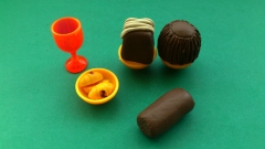 Как сделать шоколадные конфеты из пластилина