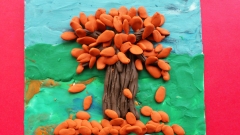 Как сделать из пластилина осеннее дерево на картоне