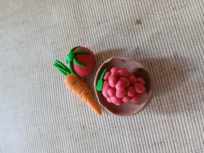 Как сделать морковку из пластилина